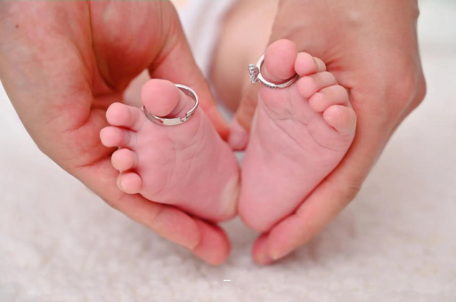 河北宝宝发烧退不下去